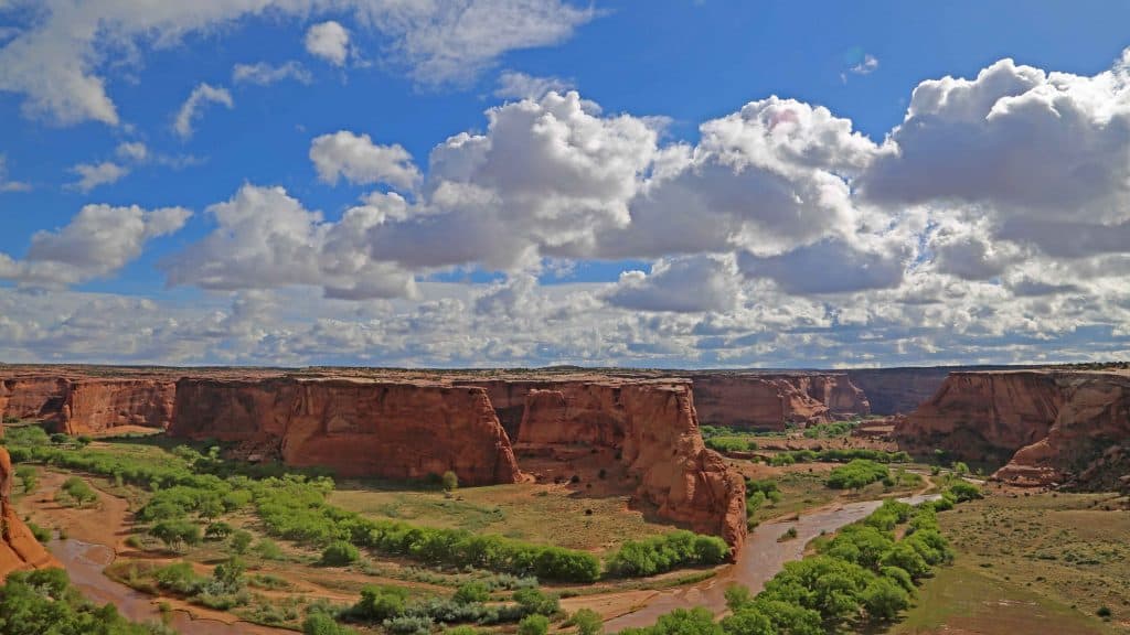 Canyon de Chelly National Monument - Park Ranger John