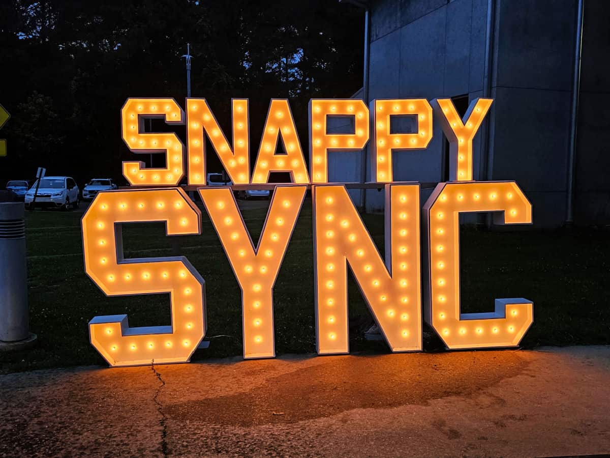 Snappy Sync light up sign